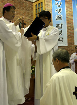 수원교구 용인대리구장 김학열 신부 착좌식